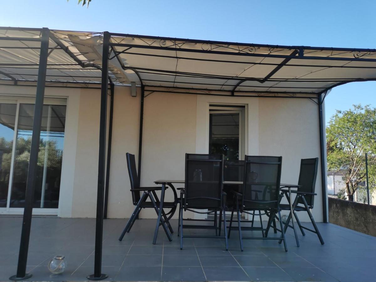Le Circuit Du Soleil Villa Ledenon Exterior photo